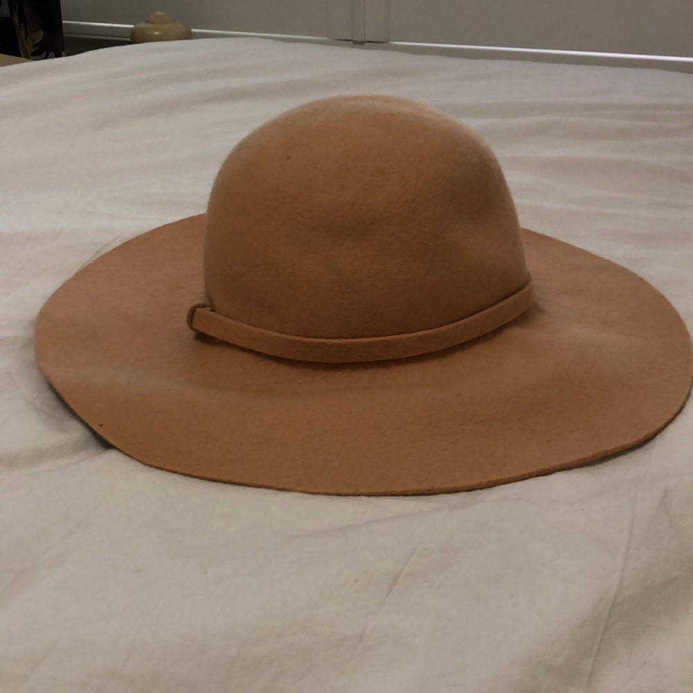 Deeny & Ozzy floppy hat